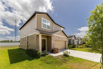 8688 Sportsman Lp in Groveland, FL - Building Photo - Building Photo