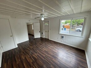 645 Columbia St NE in Salem, OR - Building Photo - Building Photo