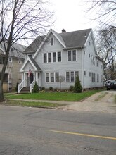 896 Delia Ave, Unit 3 in Akron, OH - Building Photo - Building Photo