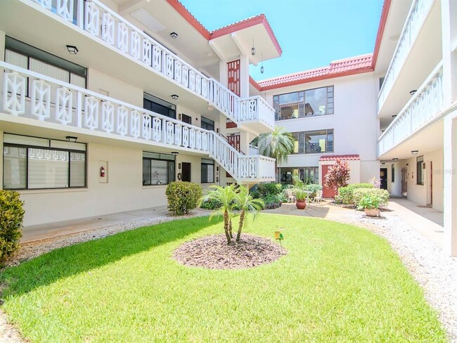 2612 Pearce Dr in Clearwater, FL - Building Photo - Building Photo