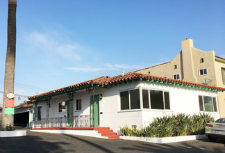 221 S Atlantic Blvd in Alhambra, CA - Building Photo - Building Photo