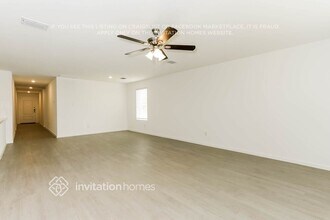 4977 Volunteer Dr in Ennis, TX - Building Photo - Building Photo