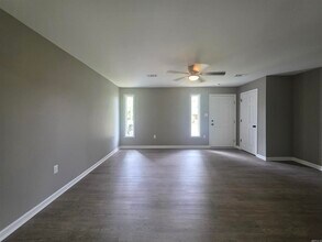 407 Rock St in North Little Rock, AR - Foto de edificio - Building Photo