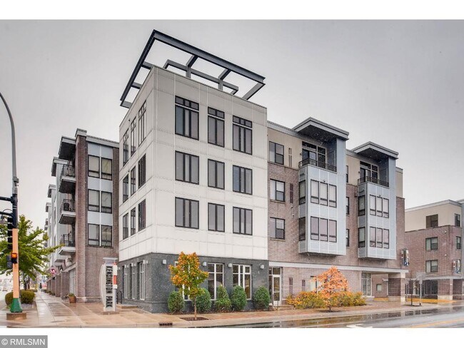 property at 7601 Aldrich Ave S