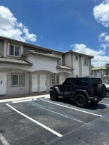 5705 NW 109th Ave in Doral, FL - Building Photo