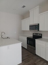 9 E St in Mercedes, TX - Building Photo - Building Photo