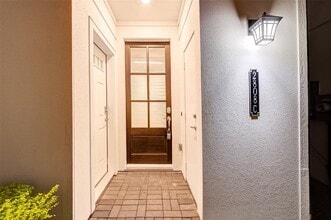 2808 Grand Fountains Dr in Houston, TX - Building Photo - Building Photo