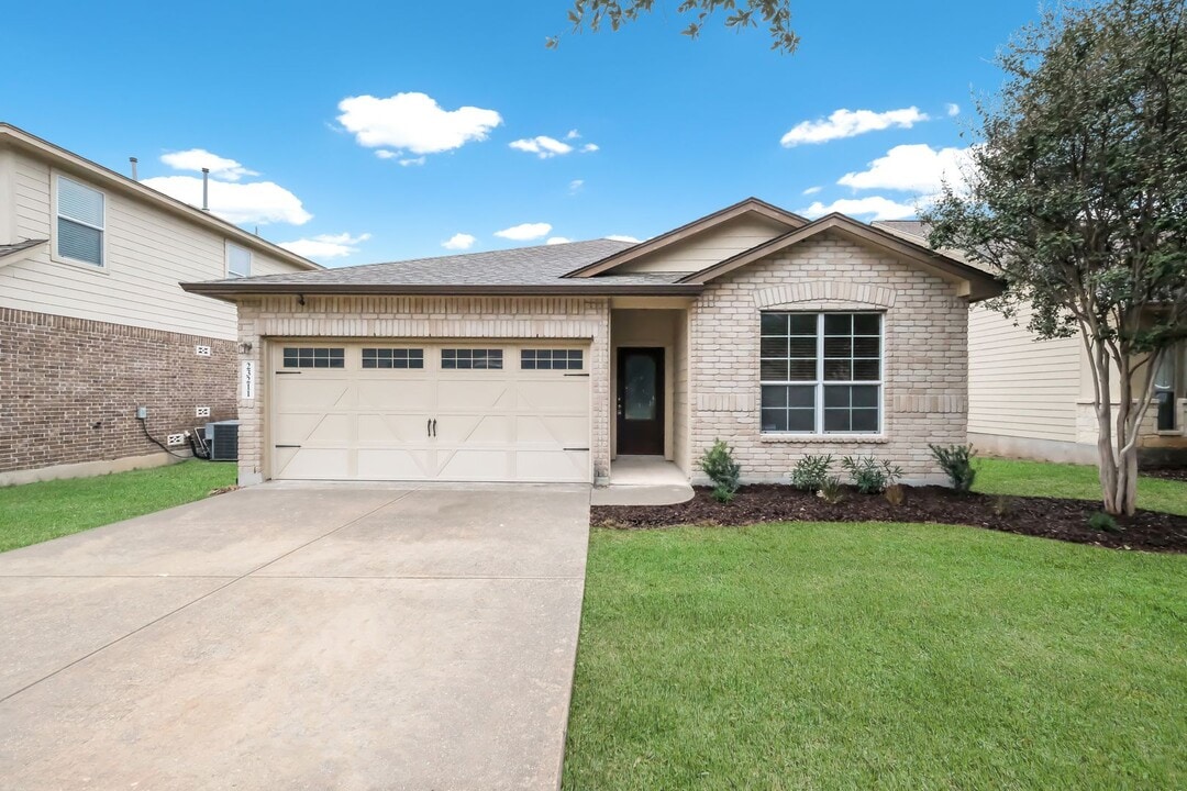 23211 Cardigan Chase in San Antonio, TX - Building Photo