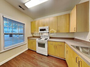 129 Buchanan Ln in Clayton, NC - Building Photo - Building Photo