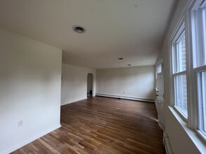 205 Dumont Rd in Wilmington, DE - Building Photo - Building Photo