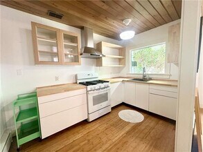 317 N Bernadotte St in New Orleans, LA - Building Photo - Building Photo