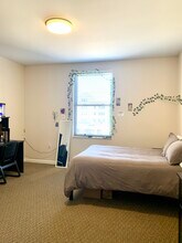 300 Park Point Dr in Rochester, NY - Building Photo - Building Photo