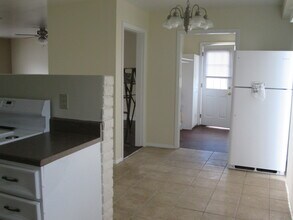 3504 Oakview Dr in Girard, OH - Building Photo - Building Photo