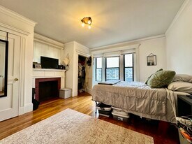 456 Park Dr, Unit 14 in Boston, MA - Building Photo