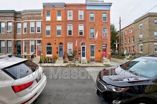 1416 Riverside Ave in Baltimore, MD - Building Photo