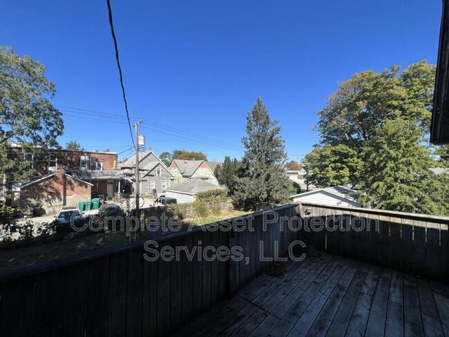 307 1/2 Jefferson Ave in La Porte, IN - Foto de edificio - Building Photo