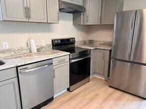 9040 Fairlane Trail in Gainesville, GA - Building Photo - Building Photo