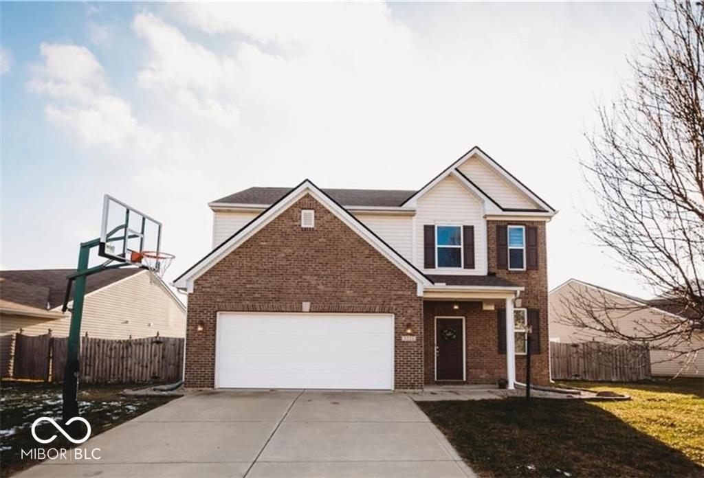 5221 Bombay Dr in Indianapolis, IN - Building Photo