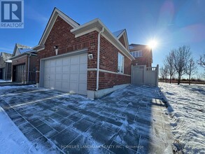 13 Woodway Ln in Markham, ON - Building Photo - Building Photo