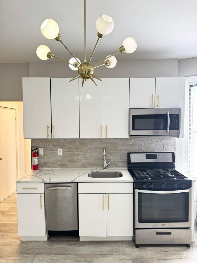 508 67th St in West New York, NJ - Building Photo - Building Photo