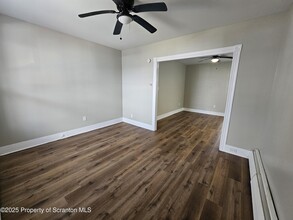 109 Logan St in Wilkes-Barre, PA - Building Photo - Building Photo