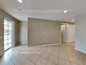 1382 Vía De Pepi in Boynton Beach, FL - Foto de edificio - Building Photo