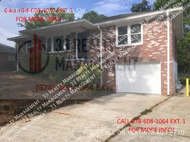 2333 Sandtown Rd SW in Marietta, GA - Building Photo