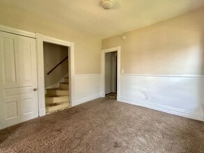 904 S Burdick St in Kalamazoo, MI - Building Photo - Building Photo