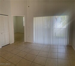 15425 Bellamar Cir in Ft. Myers, FL - Foto de edificio - Building Photo