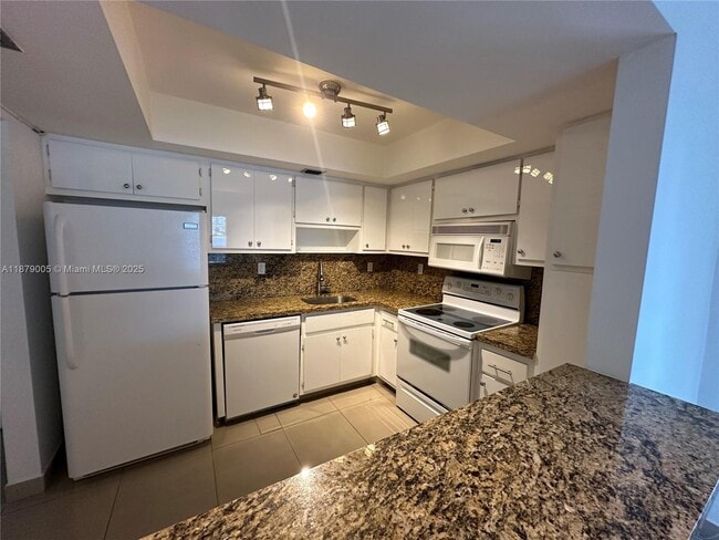 property at 7118 Bonita Dr