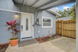 403 Palm Springs Dr in Longwood, FL - Building Photo - Building Photo