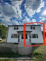 8a Washington Ave in Matawan, NJ - Building Photo