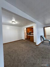 16 Grove St in New London, CT - Building Photo - Building Photo