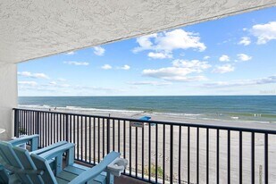 14300 Gulf Blvd in Madeira Beach, FL - Building Photo