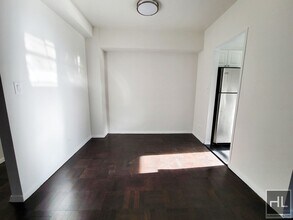 EAST 57 STREET in New York, NY - Foto de edificio - Building Photo