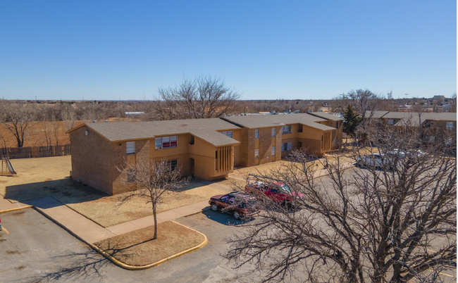 Childress Manor Apartments in Childress, TX - Building Photo - Building Photo