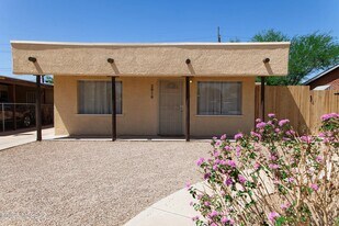 2819 E 20th St in Tucson, AZ - Building Photo