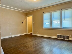 4645 N 38th St in Milwaukee, WI - Building Photo - Building Photo