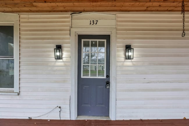 137 E Ottawa St in Richwood, OH - Building Photo - Building Photo