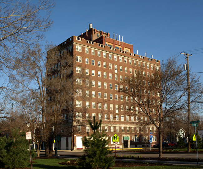 Mary Walker Hotel in Joliet, IL - Building Photo - Building Photo