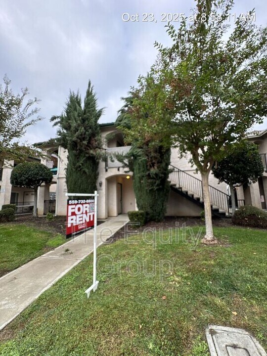 2901 N Zachary St in Visalia, CA - Building Photo