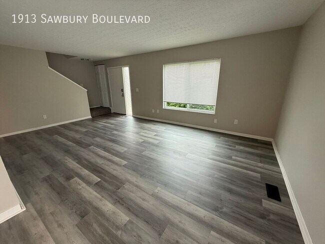 1913 Sawbury Blvd in Columbus, OH - Building Photo - Building Photo
