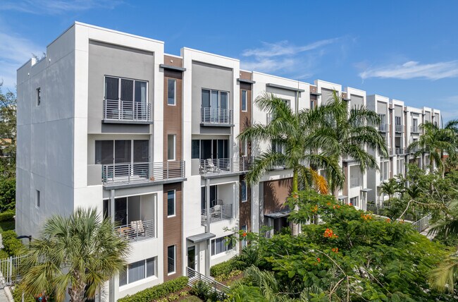 Galleria Lofts in Fort Lauderdale, FL - Foto de edificio - Building Photo