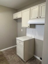 5452 Dunmore Dr in West Chester Township, OH - Building Photo - Building Photo