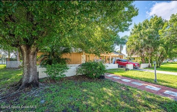 82 Haven Dr in Melbourne, FL - Building Photo - Building Photo