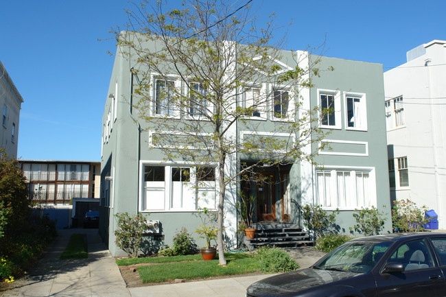 1728 Walnut St in Berkeley, CA - Foto de edificio - Building Photo