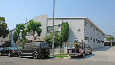 3135 Durango Ave in Los Angeles, CA - Building Photo - Building Photo