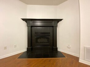1326 Tradition Ave in Fayetteville, AR - Building Photo - Building Photo