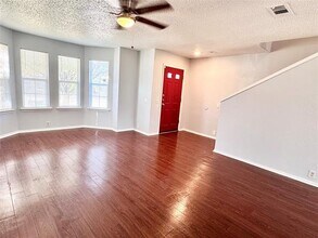 6723 Ambercrest Dr in Arlington, TX - Building Photo - Building Photo