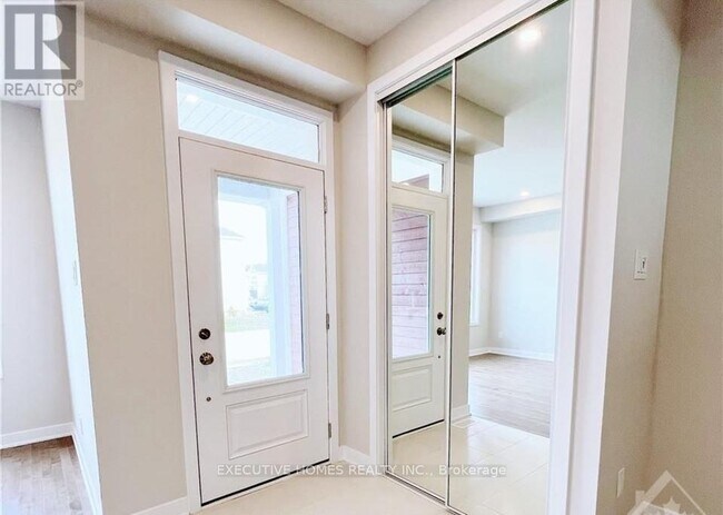 830 Bascule Pl in Ottawa, ON - Building Photo - Building Photo
